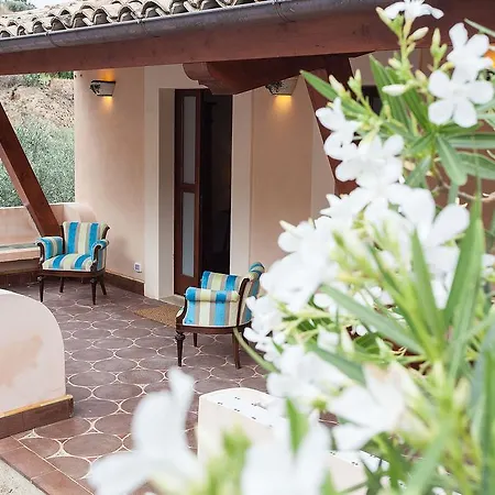 Nanfro - Masseria Spaccaforno Çiftlik konaklama *